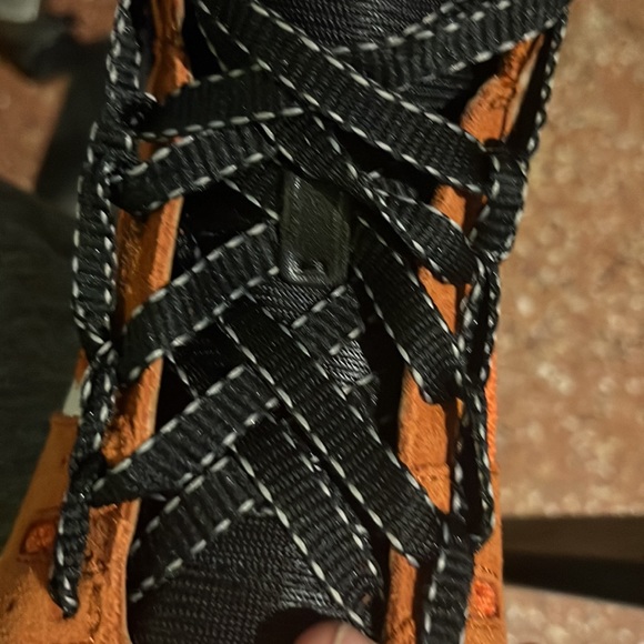 Coach size 9 stylish high top sneakers. - Picture 10 of 13